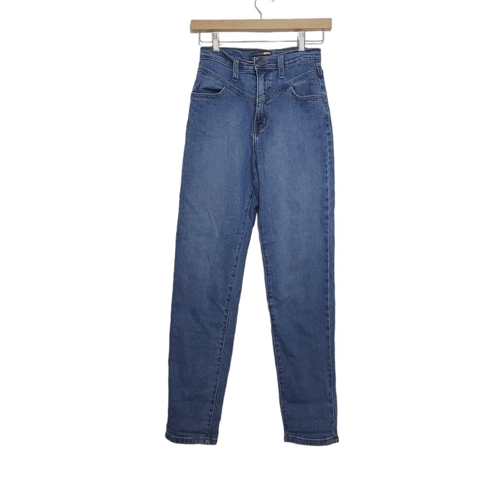 Fashion Nova | Mom High Rise Medium Blue Jeans